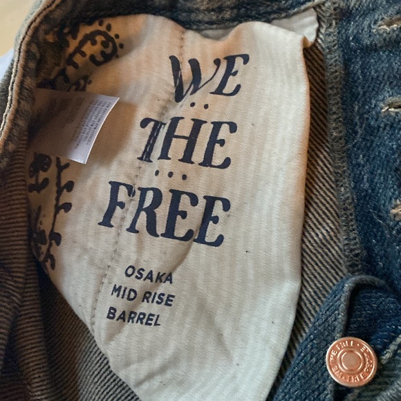 Free people size 27 midrise Osaka barrel jeans in spearmint - Picture 3 of 10